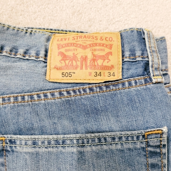 Levi's 505 Regular Fit Men's Jeans W34 L34 Light Wash Straight Leg 100% Cotton - Picture 5 of 7